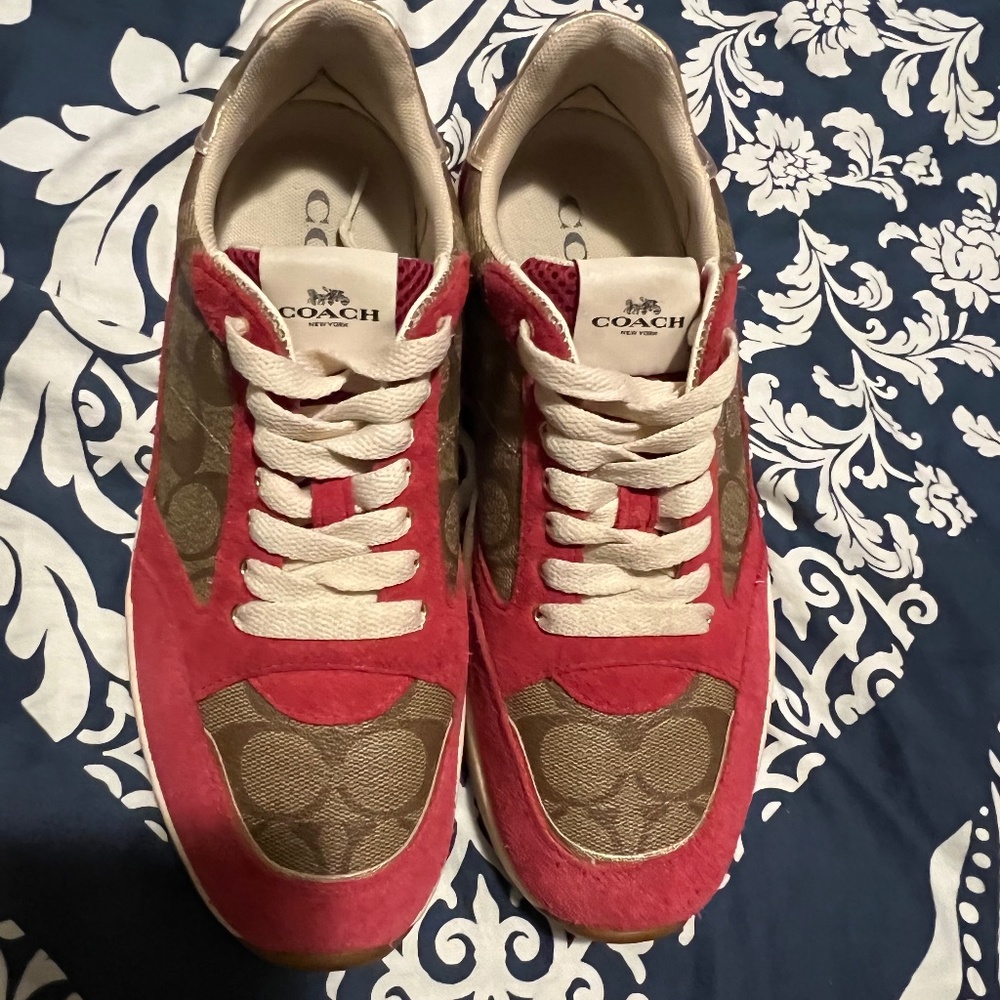Woman coach sneakers